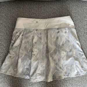 Lulu pace rival skirt